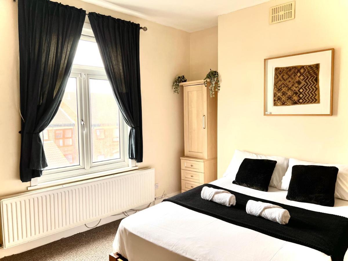 Aldgate Holiday Rooms London Exterior foto