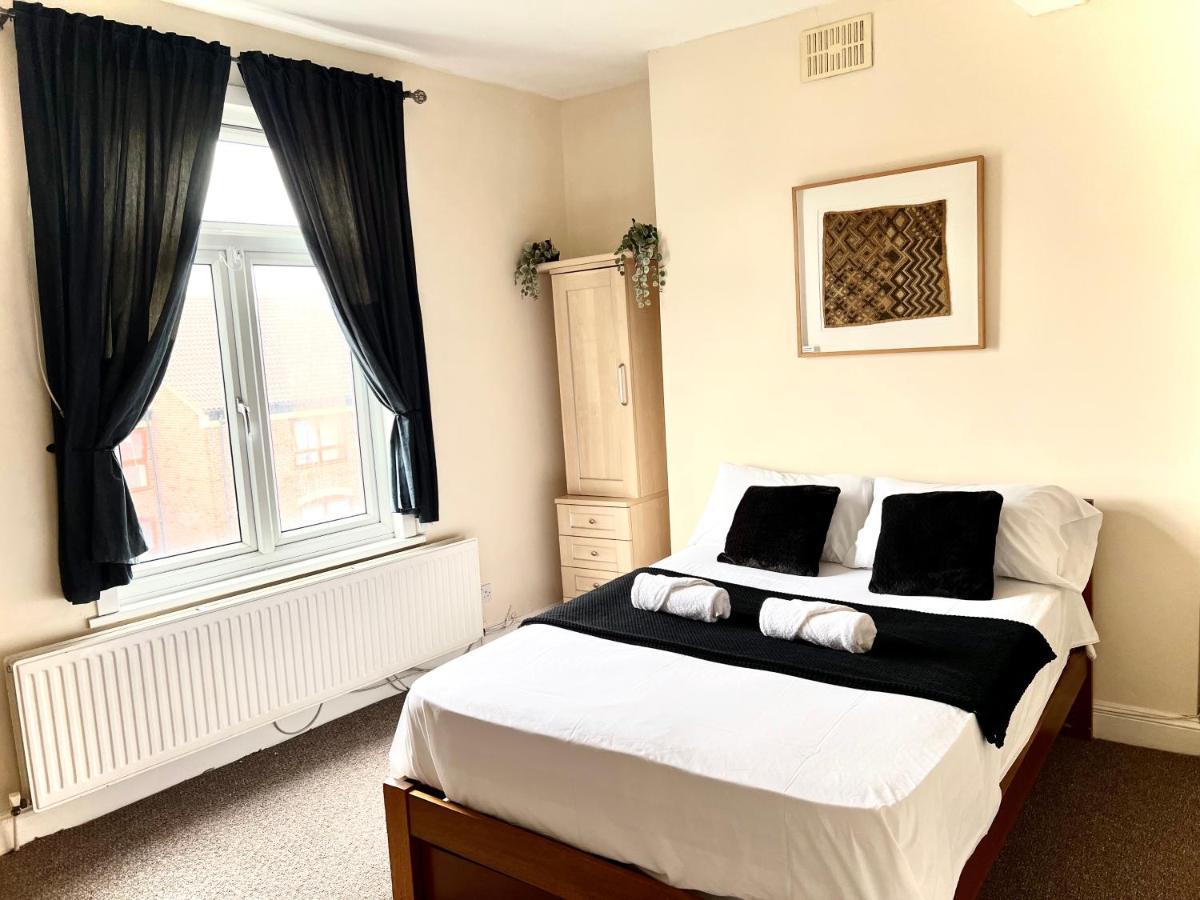 Aldgate Holiday Rooms London Exterior foto